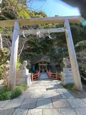 銭洗弁財天宇賀福神社(神奈川県)