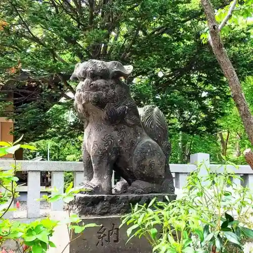 彌彦神社　(伊夜日子神社)の狛犬