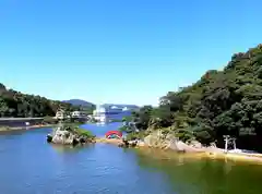 猪鼻湖神社の景色