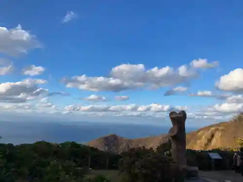 彌彦神社奥宮（御神廟）(新潟県)
