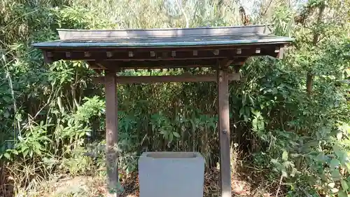 頼政神社の手水舎