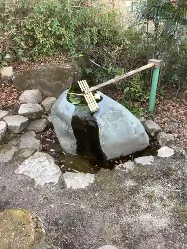 鳩吹稲荷神社の手水