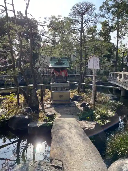 西新井大師総持寺の末社・摂社