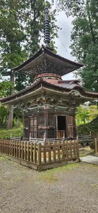 普門院(文知摺観音)の塔