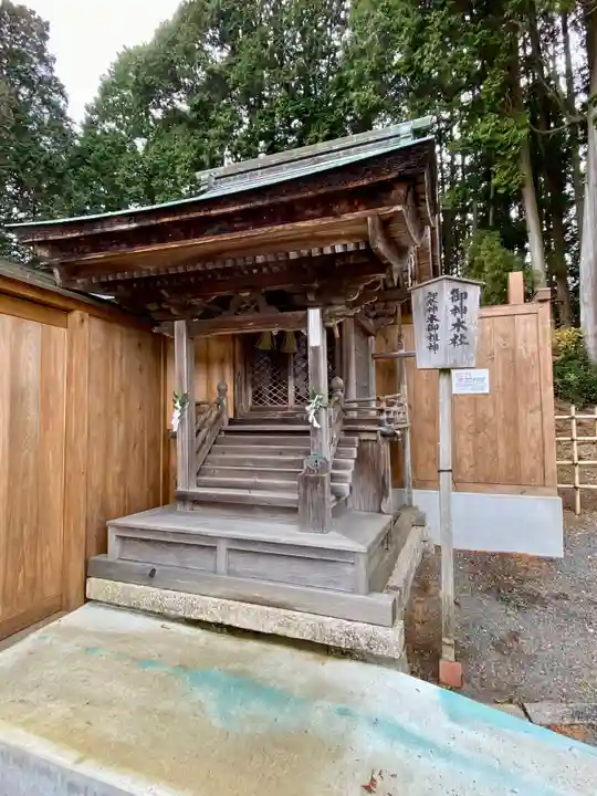 新宮神社の末社・摂社