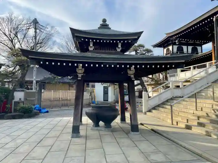 萬満寺の{uncategorized: "未分類", other: "その他", undefined: "問題あり", building: "その他建物", grave: "お墓", sacred_gate: "鳥居", guardian: "狛犬", statue: "像", buddha: "仏像", history: "歴史", nature: "自然", garden: "庭園", animal: "動物", pagoda: "塔", temizu: "手水舎", mountain_gate: "山門・神門", sanctuary: "本殿・本堂", subordinate: "末社・摂社", art: "芸術", scenery: "景色", jizo: "地蔵", ema: "絵馬", goshuin: "御朱印", omikuji: "おみくじ", items: "授与品その他", amulet: "お守り", goshuincho: "御朱印帳", eats: "食事", festival: "お祭り", votive_dance: "神楽", shichigosan: "七五三参", wedding: "結婚式", experience: "体験その他", initially: "初詣", around: "周辺", anti_infection: "感染症対策"}