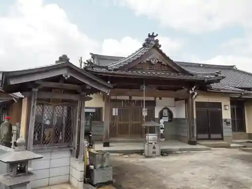 善覚寺の本殿・本堂