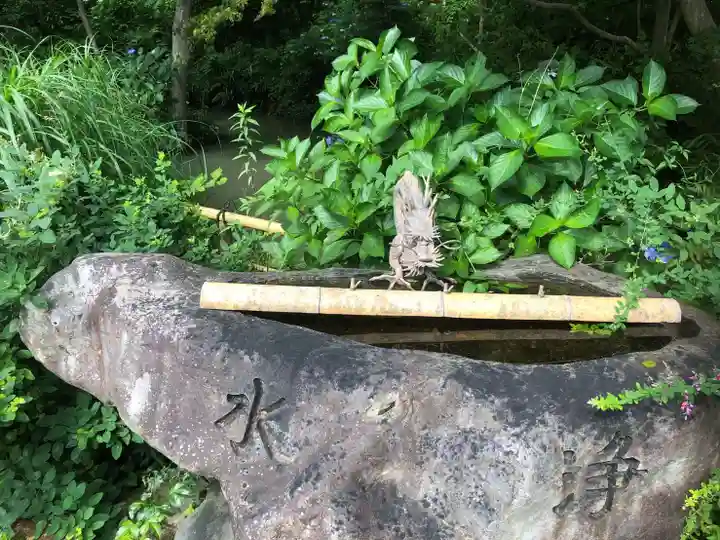 白毫寺の手水舎