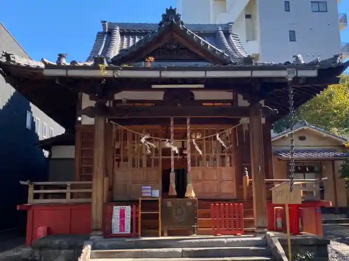 江島杉山神社の本殿・本堂