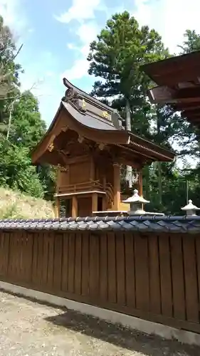 秋津神社の本殿・本堂