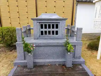 安栄寺の末社・摂社