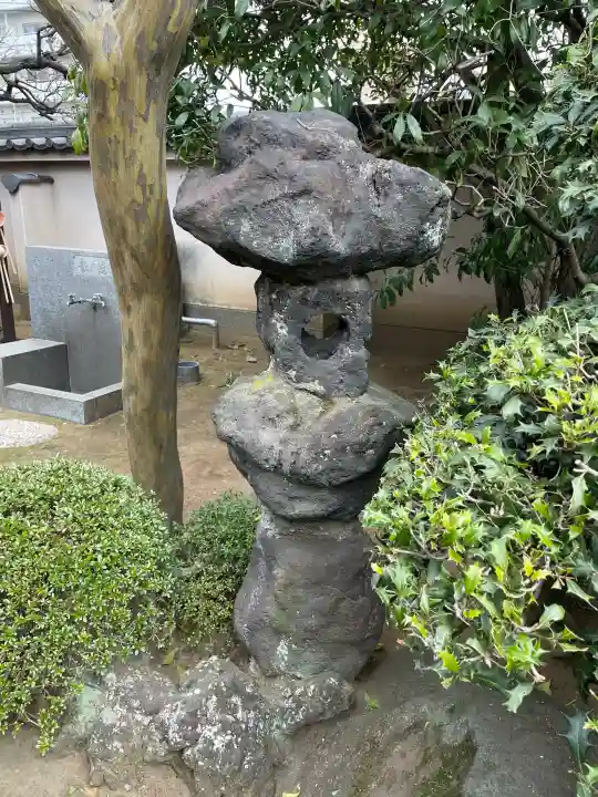 観音寺の{uncategorized: "未分類", other: "その他", undefined: "問題あり", building: "その他建物", grave: "お墓", sacred_gate: "鳥居", guardian: "狛犬", statue: "像", buddha: "仏像", history: "歴史", nature: "自然", garden: "庭園", animal: "動物", pagoda: "塔", temizu: "手水舎", mountain_gate: "山門・神門", sanctuary: "本殿・本堂", subordinate: "末社・摂社", art: "芸術", scenery: "景色", jizo: "地蔵", ema: "絵馬", goshuin: "御朱印", omikuji: "おみくじ", items: "授与品その他", amulet: "お守り", goshuincho: "御朱印帳", eats: "食事", festival: "お祭り", votive_dance: "神楽", shichigosan: "七五三参", wedding: "結婚式", experience: "体験その他", initially: "初詣", around: "周辺", anti_infection: "感染症対策"}