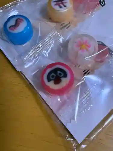 亀戸天神社の{uncategorized: "未分類", other: "その他", undefined: "問題あり", building: "その他建物", grave: "お墓", sacred_gate: "鳥居", guardian: "狛犬", statue: "像", buddha: "仏像", history: "歴史", nature: "自然", garden: "庭園", animal: "動物", pagoda: "塔", temizu: "手水舎", mountain_gate: "山門・神門", sanctuary: "本殿・本堂", subordinate: "末社・摂社", art: "芸術", scenery: "景色", jizo: "地蔵", ema: "絵馬", goshuin: "御朱印", omikuji: "おみくじ", items: "授与品その他", amulet: "お守り", goshuincho: "御朱印帳", eats: "食事", festival: "お祭り", votive_dance: "神楽", shichigosan: "七五三参", wedding: "結婚式", experience: "体験その他", initially: "初詣", around: "周辺", anti_infection: "感染症対策"}