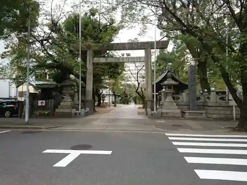 那古野神社の鳥居