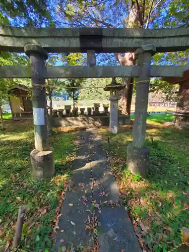 中村神社の末社