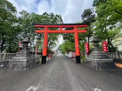 伏見稲荷大社御旅所の{uncategorized: "未分類", other: "その他", undefined: "問題あり", building: "その他建物", grave: "お墓", sacred_gate: "鳥居", guardian: "狛犬", statue: "像", buddha: "仏像", history: "歴史", nature: "自然", garden: "庭園", animal: "動物", pagoda: "塔", temizu: "手水舎", mountain_gate: "山門・神門", sanctuary: "本殿・本堂", subordinate: "末社・摂社", art: "芸術", scenery: "景色", jizo: "地蔵", ema: "絵馬", goshuin: "御朱印", omikuji: "おみくじ", items: "授与品その他", amulet: "お守り", goshuincho: "御朱印帳", eats: "食事", festival: "お祭り", votive_dance: "神楽", shichigosan: "七五三参", wedding: "結婚式", experience: "体験その他", initially: "初詣", around: "周辺", anti_infection: "感染症対策"}