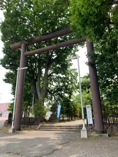 月寒神社の鳥居