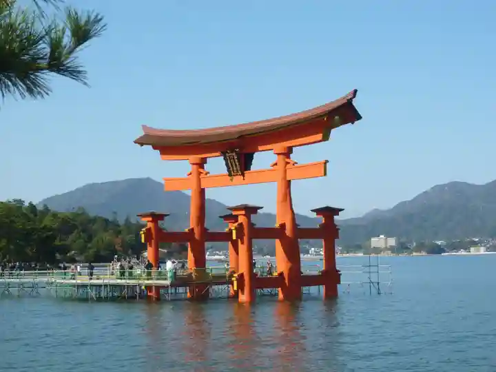 厳島神社(広島県)