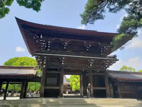 明治神宮の山門・神門