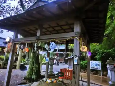 立志神社の手水舎