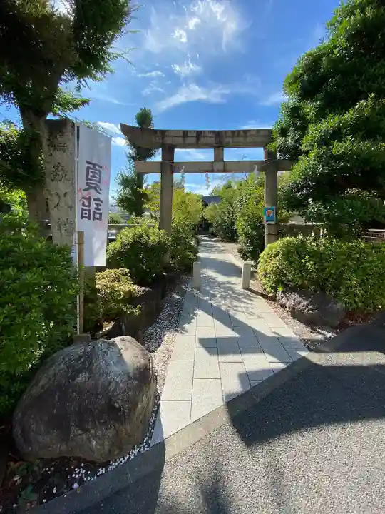 鳩森八幡神社の鳥居