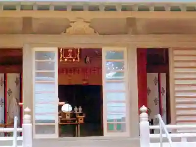 八王子神社の本殿・本堂