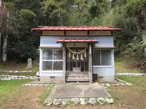 神明神社の本殿