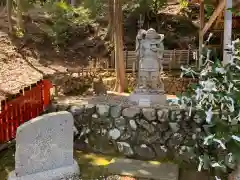 御髪神社の像