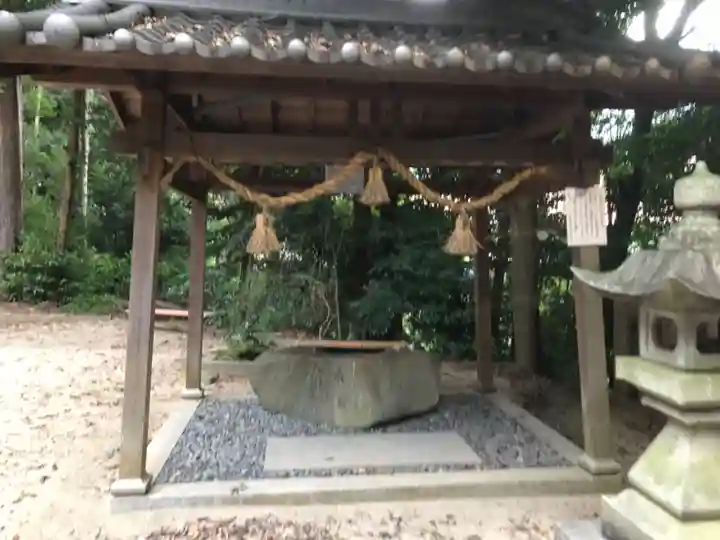 火幡神社の手水舎