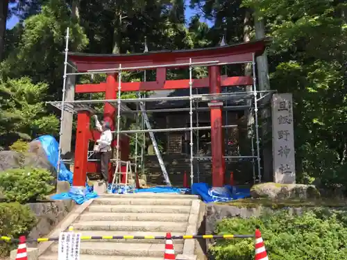 旦飯野神社の鳥居