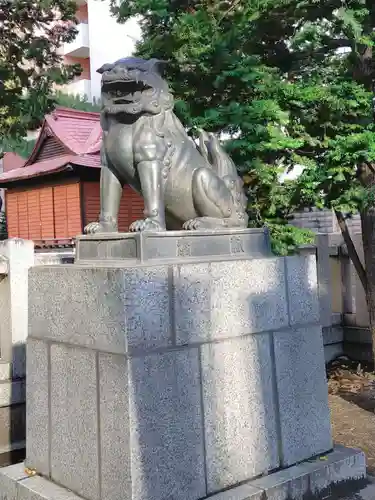 三吉神社の狛犬