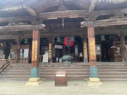 粉河寺の{uncategorized: "未分類", other: "その他", undefined: "問題あり", building: "その他建物", grave: "お墓", sacred_gate: "鳥居", guardian: "狛犬", statue: "像", buddha: "仏像", history: "歴史", nature: "自然", garden: "庭園", animal: "動物", pagoda: "塔", temizu: "手水舎", mountain_gate: "山門・神門", sanctuary: "本殿・本堂", subordinate: "末社・摂社", art: "芸術", scenery: "景色", jizo: "地蔵", ema: "絵馬", goshuin: "御朱印", omikuji: "おみくじ", items: "授与品その他", amulet: "お守り", goshuincho: "御朱印帳", eats: "食事", festival: "お祭り", votive_dance: "神楽", shichigosan: "七五三参", wedding: "結婚式", experience: "体験その他", initially: "初詣", around: "周辺", anti_infection: "感染症対策"}