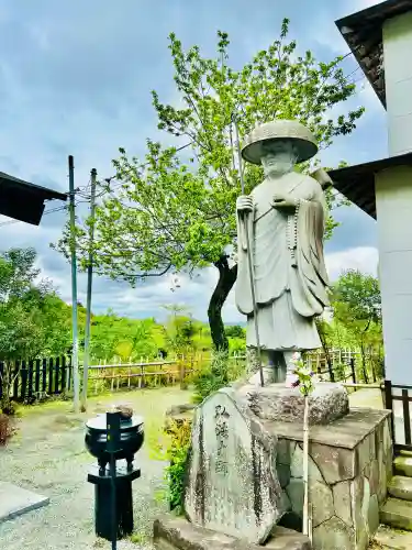 長谷寺の{uncategorized: "未分類", other: "その他", undefined: "問題あり", building: "その他建物", grave: "お墓", sacred_gate: "鳥居", guardian: "狛犬", statue: "像", buddha: "仏像", history: "歴史", nature: "自然", garden: "庭園", animal: "動物", pagoda: "塔", temizu: "手水舎", mountain_gate: "山門・神門", sanctuary: "本殿・本堂", subordinate: "末社・摂社", art: "芸術", scenery: "景色", jizo: "地蔵", ema: "絵馬", goshuin: "御朱印", omikuji: "おみくじ", items: "授与品その他", amulet: "お守り", goshuincho: "御朱印帳", eats: "食事", festival: "お祭り", votive_dance: "神楽", shichigosan: "七五三参", wedding: "結婚式", experience: "体験その他", initially: "初詣", around: "周辺", anti_infection: "感染症対策"}
