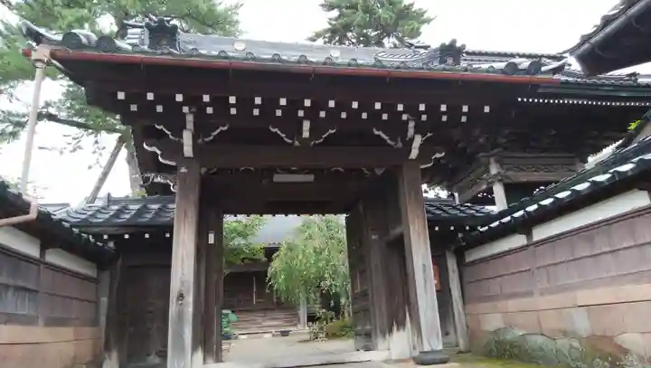 光専寺の山門・神門