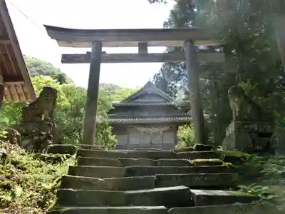 佐毘賣山神社（佐毘売山神社）の鳥居