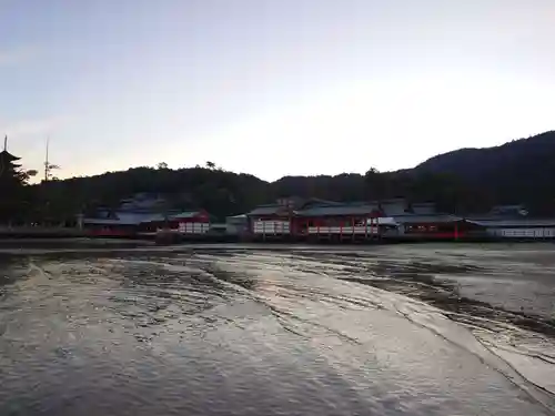 厳島神社(広島県)