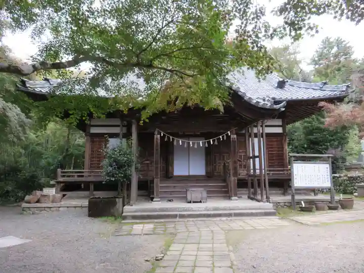 聖衆寺の本殿・本堂