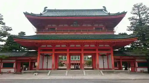 平安神宮の山門・神門