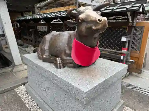 湯島天満宮の{uncategorized: "未分類", other: "その他", undefined: "問題あり", building: "その他建物", grave: "お墓", sacred_gate: "鳥居", guardian: "狛犬", statue: "像", buddha: "仏像", history: "歴史", nature: "自然", garden: "庭園", animal: "動物", pagoda: "塔", temizu: "手水舎", mountain_gate: "山門・神門", sanctuary: "本殿・本堂", subordinate: "末社・摂社", art: "芸術", scenery: "景色", jizo: "地蔵", ema: "絵馬", goshuin: "御朱印", omikuji: "おみくじ", items: "授与品その他", amulet: "お守り", goshuincho: "御朱印帳", eats: "食事", festival: "お祭り", votive_dance: "神楽", shichigosan: "七五三参", wedding: "結婚式", experience: "体験その他", initially: "初詣", around: "周辺", anti_infection: "感染症対策"}