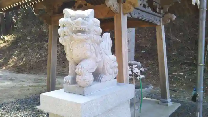 荒神社の狛犬