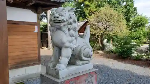 山田八幡神社の狛犬