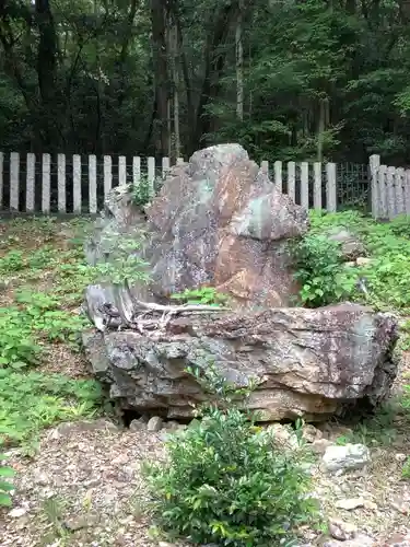 伊波乃西神社のお墓