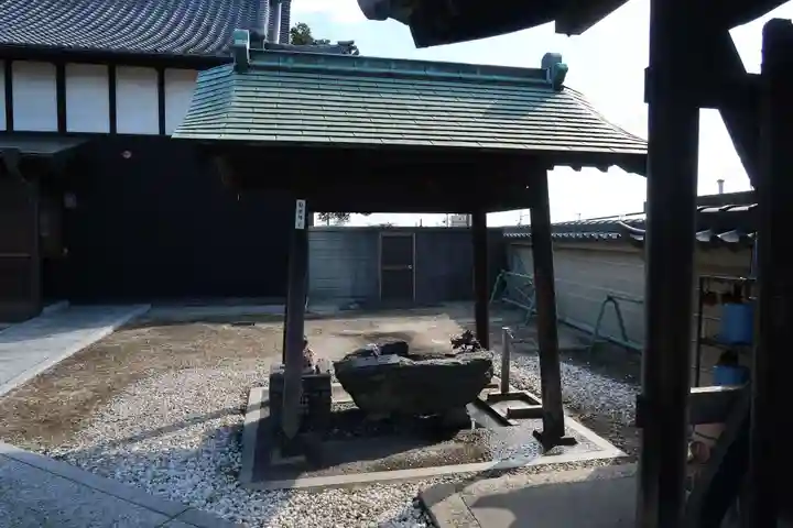 極楽寺の手水舎