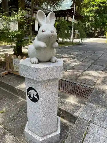 岡崎神社の狛犬