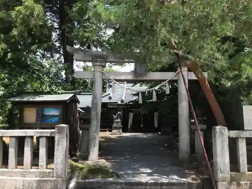 中尾神社の鳥居