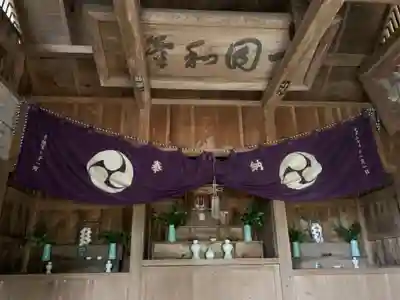 八幡神社の本殿・本堂