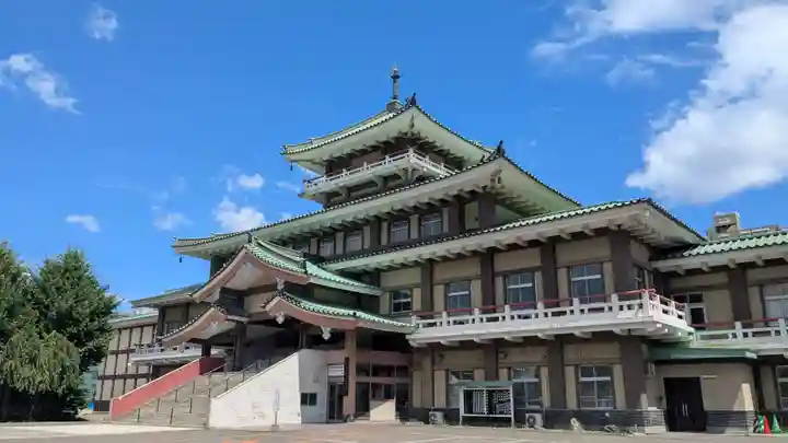 西本願寺札幌別院の本殿・本堂