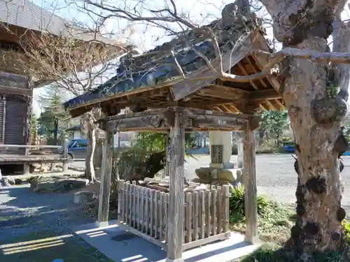 永福寺　童子堂の手水舎