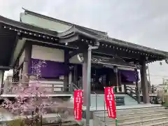 能満寺の本殿