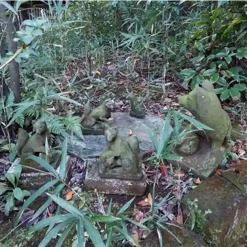 白金氷川神社の狛犬